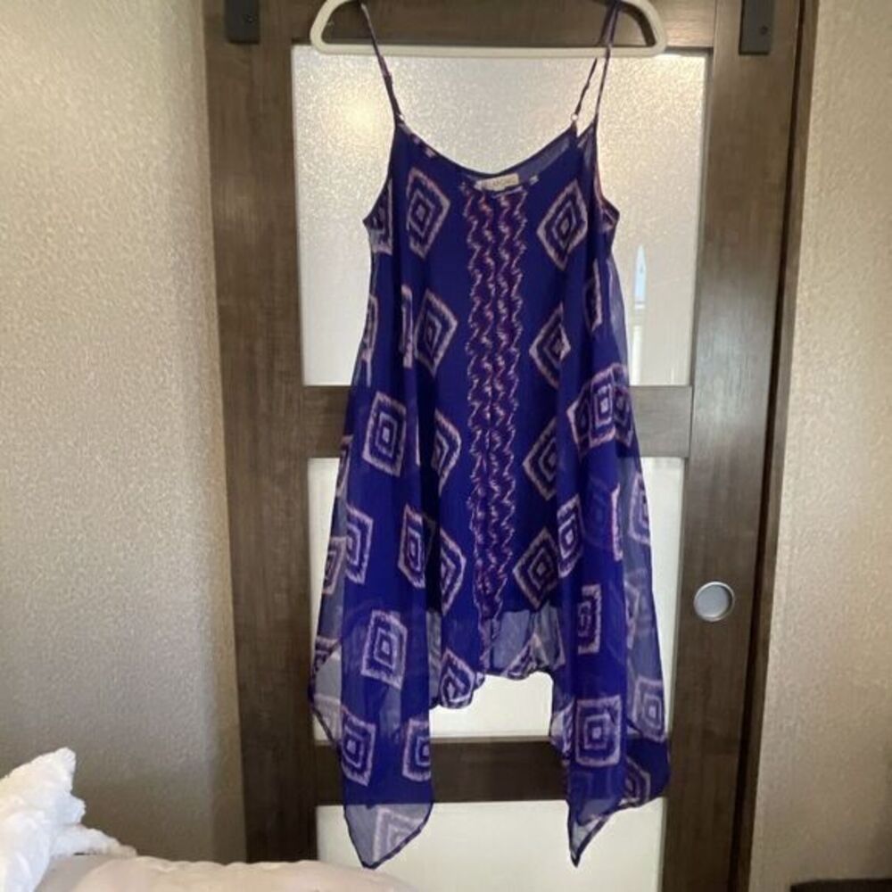 Billabong Rapid Waves Handkerchief Hem Shift Sleeveless Tissue Chiffon Dress M‎